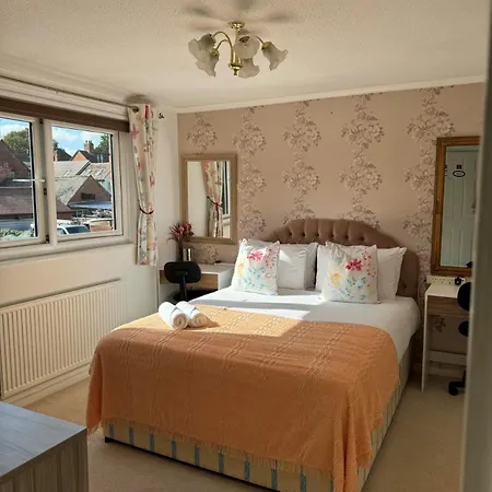 Enjoy Your Stay At Chorley Road Droitwich Exterior photo