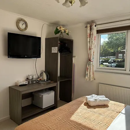 Enjoy Your Stay At Chorley Road Droitwich Exterior photo